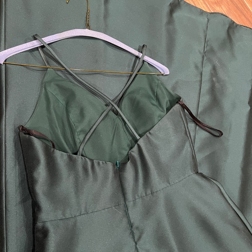 ALFRED SUNG Emerald Green Formal Dress - Picture 4 of 6